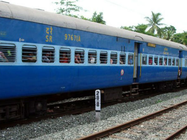 UP: Woman and her 4 daughters thrown out of train in Lakhimpur district, 3 dead UP: Woman and her 4 daughters thrown out of train in Lakhimpur district, 3 dead