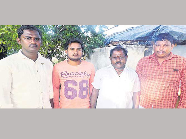 జాతీయ కమిషన్ విచారణలో పోలీసులు దోషులుగా నిలబడలేదా?