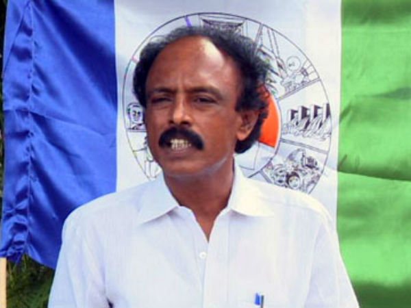 ఎమ్మెల్యేకు వ్యతిరేకంగా గ్రూప్