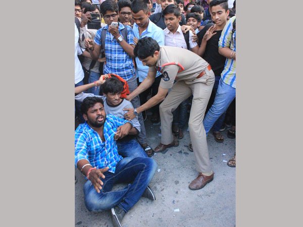 నోట్ల రద్దు సమయంలో