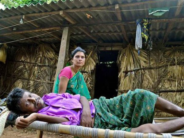 ఆమె ఒక్కరే: