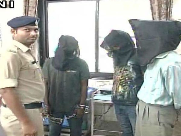 వెంటాడి పట్టుకున్నారు..