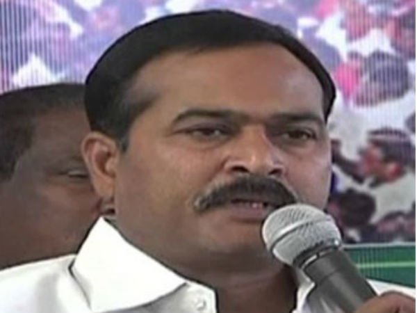 వైఫల్యాలు బయటపడతాయనే: గౌరు