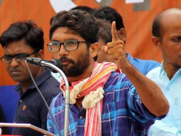 మా డిమాండ్లను పట్టించుకోలేదన్న జిగ్నేశ్