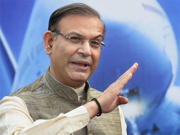 పారడైజ్ పేపర్స్లో 'మంత్రి జయసిన్హా'