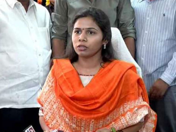 నిధులిచ్చేందుకు కేంద్ర మంత్రుల హమీ