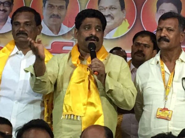 రోజాకు రాజకీయ ఓనమాలు తెలుసా?
