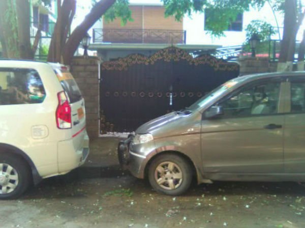 కొడనాడు ఎస్టేట్ లోను సోదాలు