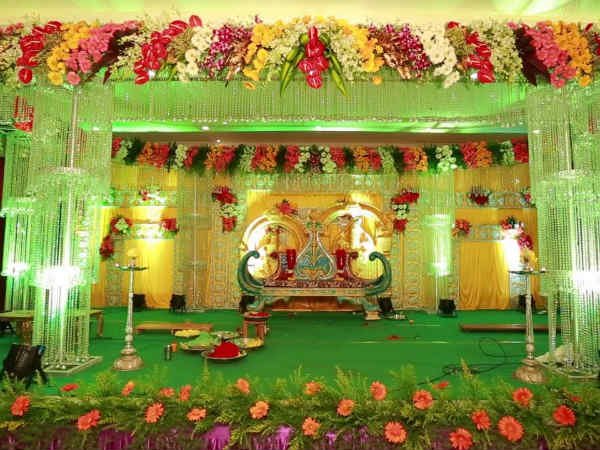 డెకరేషన్లకు, విద్యుద్దీకరణకు భారీగా ఖర్చు
