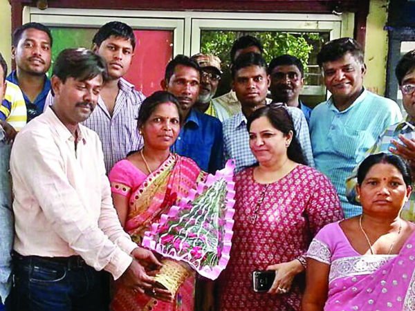 30 మంది సభ్యులతో ఒక్కో గ్రూప్ ఇలా