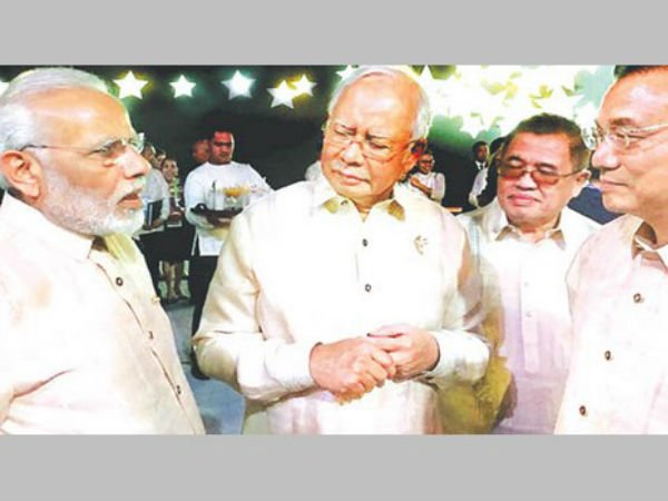 ఫిలిప్పీన్స్ తో చర్చలు కొనసాగిస్తామన్న చైనా ప్రధాని లీ కియాంగ్