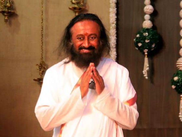 కేంద్ర ప్రభుత్వ ఏజంట్గా రవిశంకర్: కాంగ్రెస్