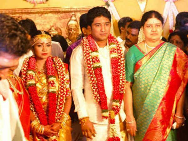 చిక్కుల్లో శశికళ మేనకోడలు
