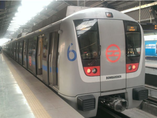 మెట్రో రైలులో 974 ప్రయాణం