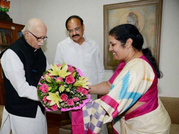 రూ.3వేల కోట్ల నిధులివ్వాలి