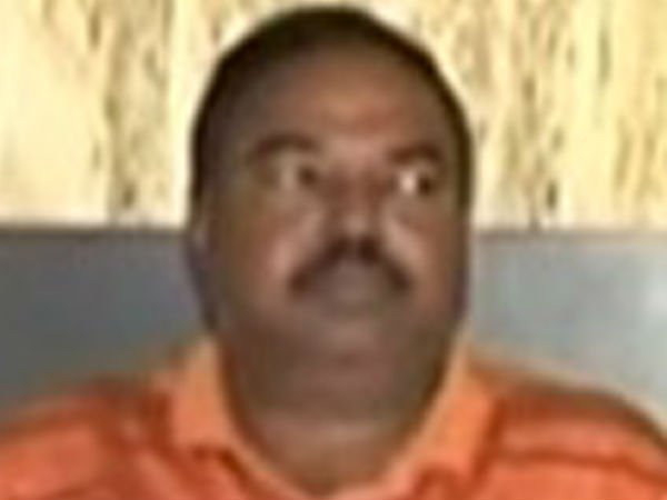 అవినీతి అధికారి అరెస్ట్..