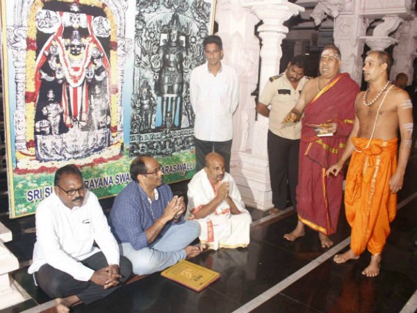 ఆ ప్లాట్ ఫాంగాడి పోస్టర్ రిలీజ్ ఫంక్షన్లో ఎలా పాల్గొన్నావు