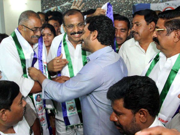 కక్ష సాధింపు చర్య అని మండిపాటు