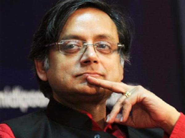 శశిథరూర్ పైన జాట్ల ఆగ్రహం