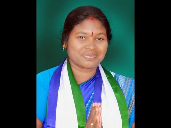Giddi Eswari not joining Telugu Desam Giddi Eswari not joining Telugu Desam