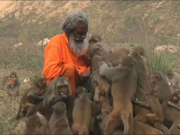నాలుగు దశాబ్దాలుగా: