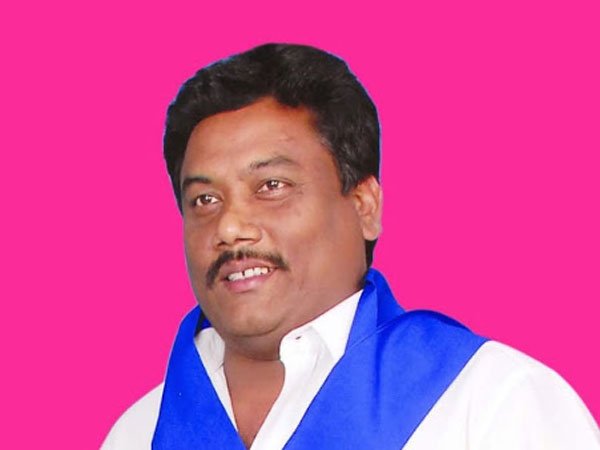 రూ.2కోట్ల మేర వసూళ్లు..