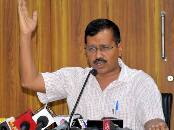 జిగ్నేశ్కు మద్దతుగా కేజ్రీవాల్ ఇలా ట్వీట్
