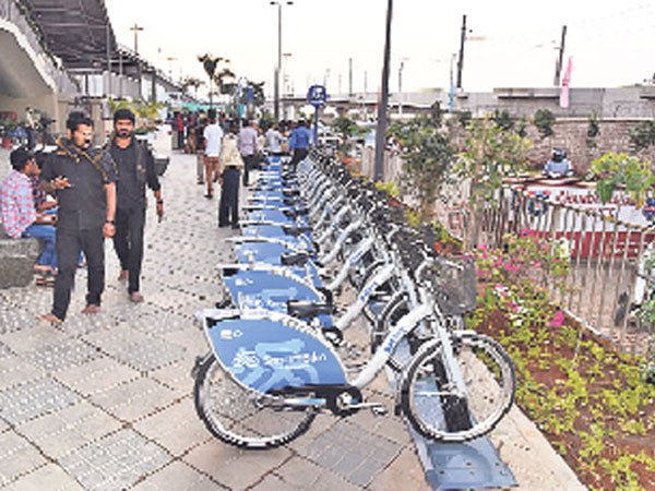 స్మార్ట్ బైక్ స్పెషాలిటీస్: