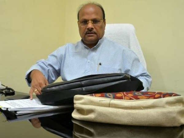చర్చకు దారితీసిన యనమల వ్యాఖ్యలు