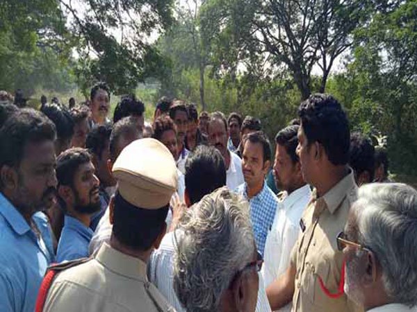 వ్యతిరేకతను తోసి రాజని ఇలా జీవో జారీ