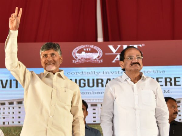 చంద్రబాబు ముందు చూపుతో: వెంకయ్య