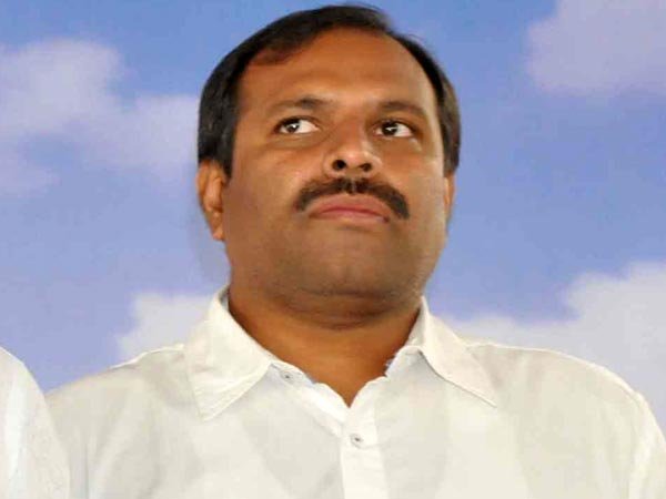 నీతిమాలిన రాజకీయాలు చేయలేను: