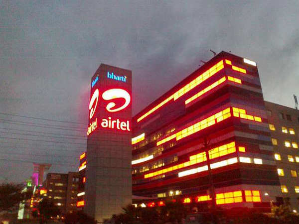 Airtel staff count shrinks by 1,805; 100,000 telecom jobs at risk Airtel staff count shrinks by 1,805; 100,000 telecom jobs at risk