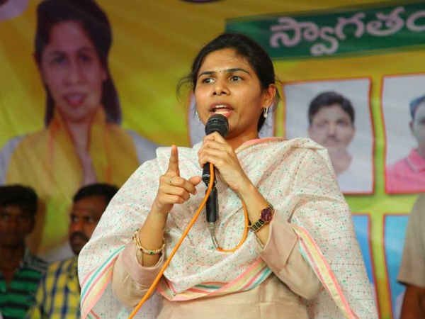 AP Tourism Minister Akhila Priya inspects in AP tourism office in Vijayawada AP Tourism Minister Akhila Priya inspects in AP tourism office in Vijayawada