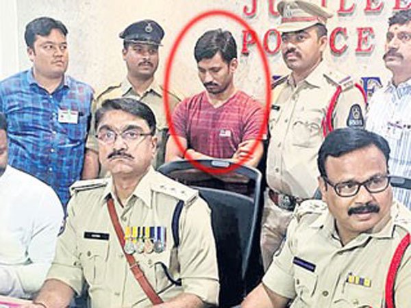 Domestic servant who committed theft in Chiranjeevi’s house arrested Domestic servant who committed theft in Chiranjeevi’s house arrested