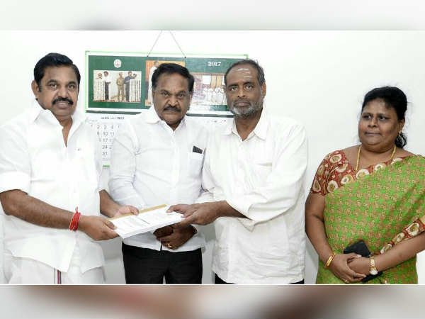 Three pro-TTV Dinakaran Rajya Sabha MPs switch to TN rulling Camp Three pro-TTV Dinakaran Rajya Sabha MPs switch to TN rulling Camp