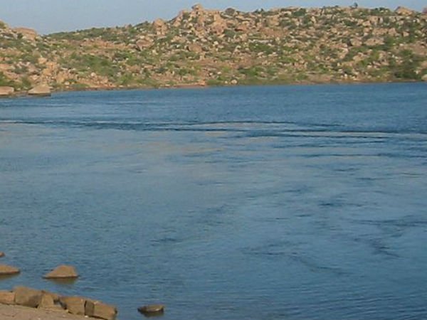 Five people drawn in Gangavathi lake in Karnataka. Five people drawn in Gangavathi lake in Karnataka.