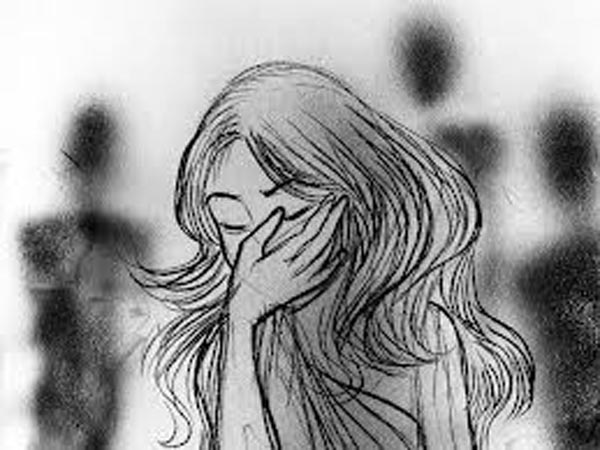Girl paraded naked for brother's 'sin' in Pakistan Girl paraded naked for brother's 'sin' in Pakistan