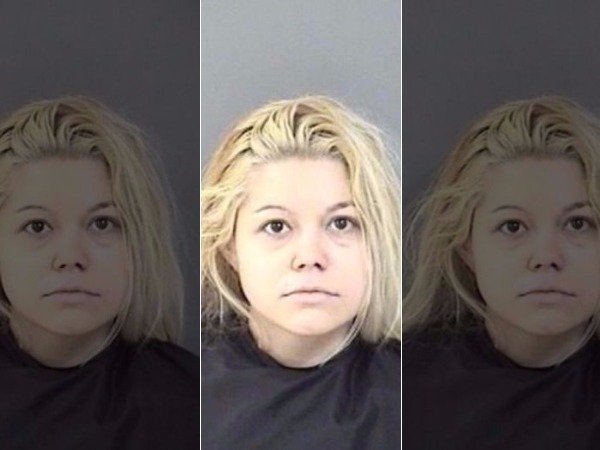 Florida woman buys Walmart electronics worth $1,800 -- but pays less than $5, police say Florida woman buys Walmart electronics worth $1,800 -- but pays less than $5, police say