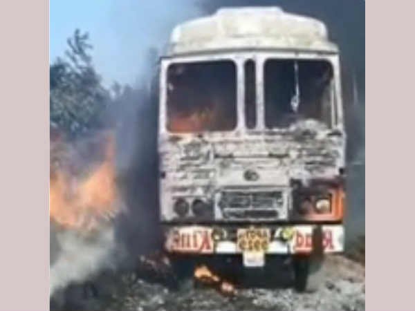 Cleaner burnt alive as lorry catches fire Cleaner burnt alive as lorry catches fire