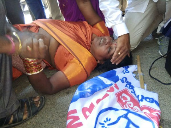 MRPS lady worker injured at Hyderabad collectorate MRPS lady worker injured at Hyderabad collectorate