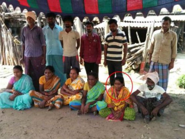 wife protest infront husband house in bhupalpally wife protest infront husband house in bhupalpally