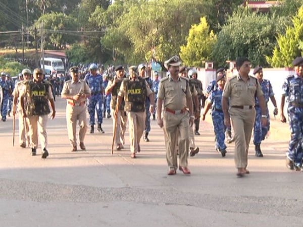 Police has arrests BJP MLA and Hindu activists for protest against Tipu Jayanti in Karnataka Police has arrests BJP MLA and Hindu activists for protest against Tipu Jayanti in Karnataka