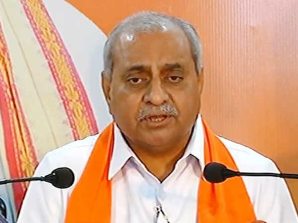 డిప్యూటీ సీఎంగా నితిన్ పటేల్ పరిమితం