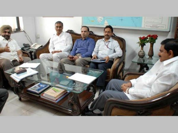 24 గంటల్లో మారిన స్వరం.. కేంద్రంపై విమర్శలొద్దని సొంత నేతలకు బాబు హితవు