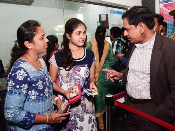 25 వేల స్మార్టు కార్డులు విక్రయించామన్న మెట్రో రైలు