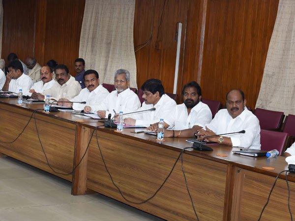 ఇప్పటికే ముస్లిం కోటా..