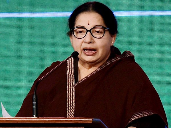 కేంద్రాన్ని వ్యతిరేకించి: