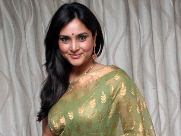 రమ్య చేతికి వచ్చాక దూకుడు