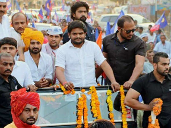 హార్దిక్ పటేల్ చుట్టు ఉన్నవారు మంచోళ్లు లేరు